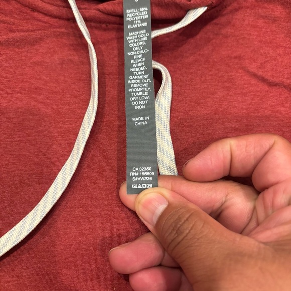 Vuori Halo Essential Hoodie Women’s Small Performance DreamKnit Stretch Comfort - Picture 9 of 15